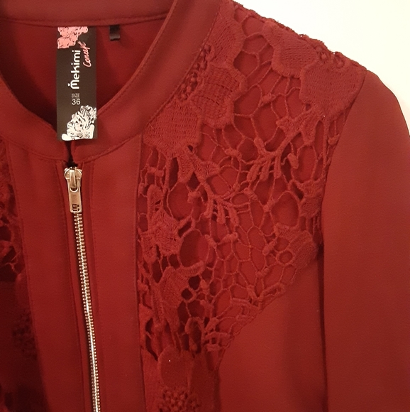 Blazer - Picture 2 of 6